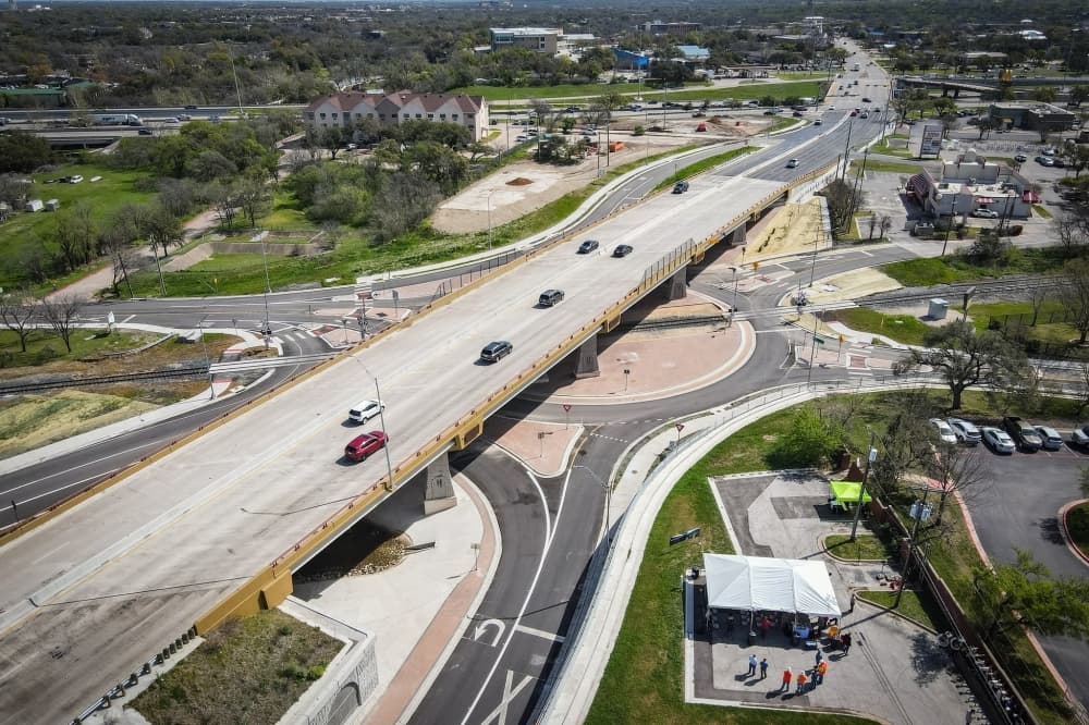 RM 620 roundabout project officially complete in Round Rock