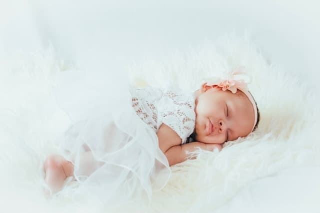 Newborn portrait