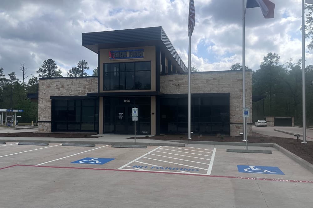 Texas First Bank opens full-service location in Conroe
