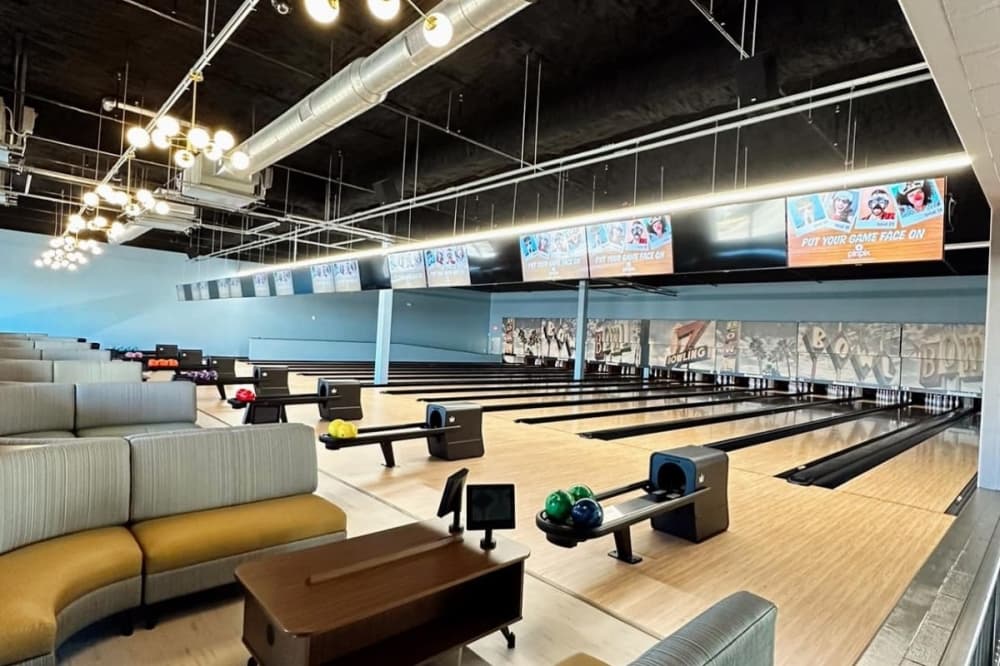Galveston Primetime theater expands entertainment options with bowling alley