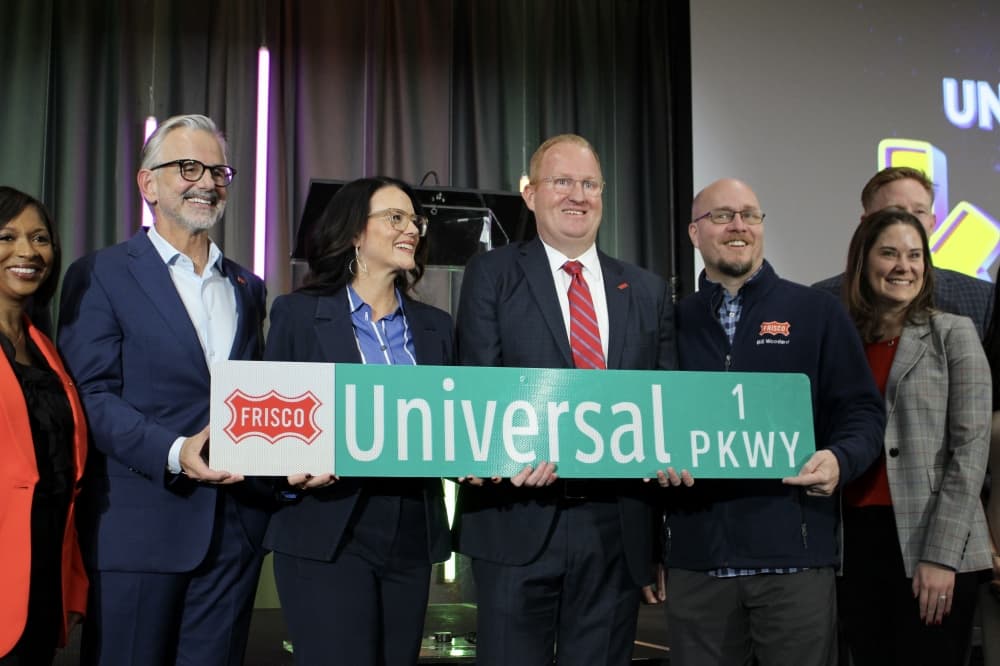 City officials plan to extend Universal Parkway limit