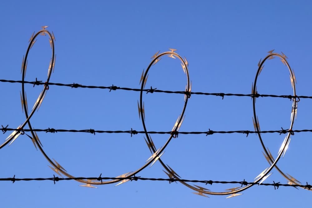 Supreme Court indefinitely delays law allowing Texas to arrest, deport migrants