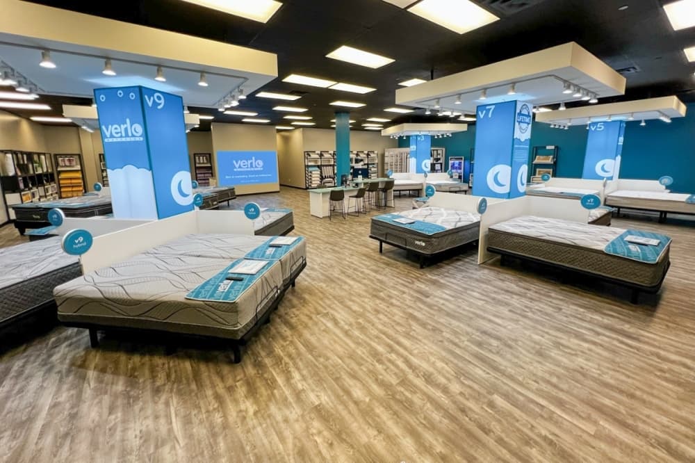 Verlo Mattress opens location in New Braunfels Town Center at Creekside