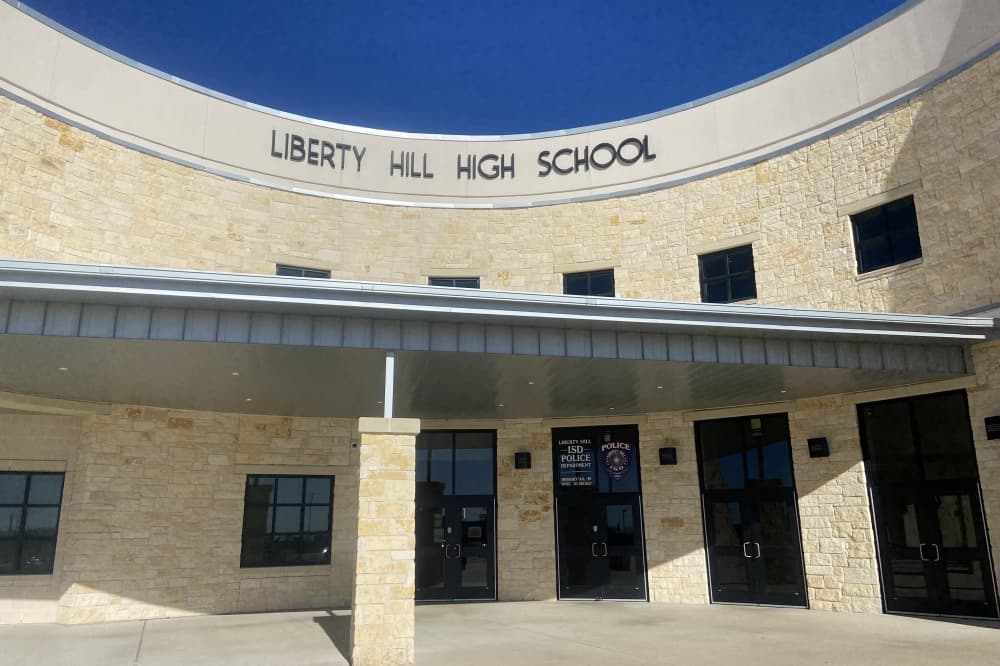 Liberty Hill ISD to purchase over $3M in new devices, technology upgrades