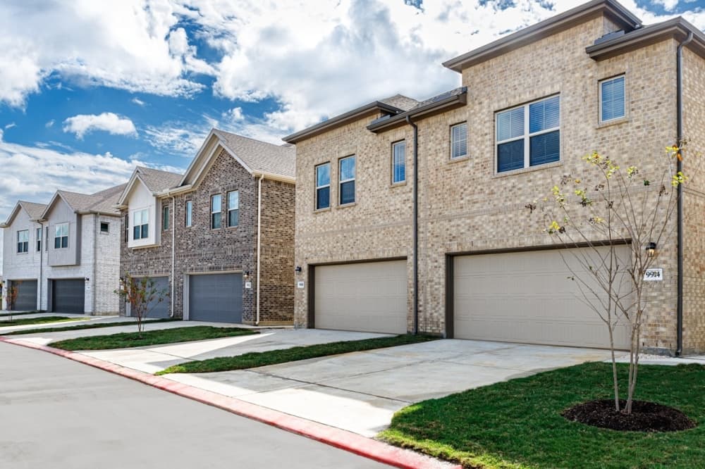 Line of homes built by Lennar at the community. (Courtesy Balcara)
