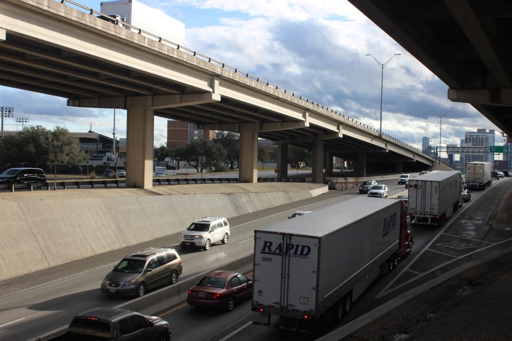 Grants, loans and a new city bond: How Austin could cover $870M in I-35 cap and stitch costs