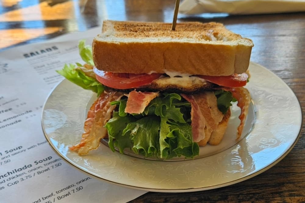 BLT sandwich on a plate
