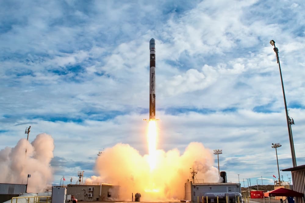 Cedar Park company Firefly Aerospace to land on the moon this year
