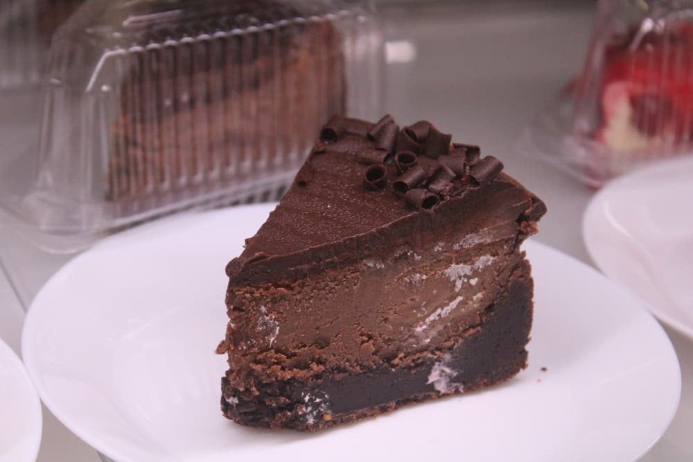 Annie’s Sweets & Treats offers cookies, more from second Frisco store