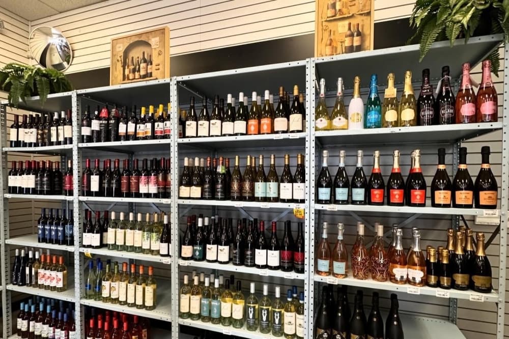 Luxe Liquor debuts McKinney location
