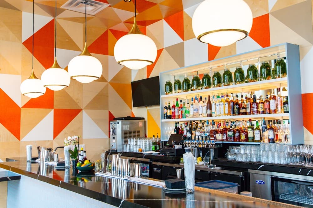 bar