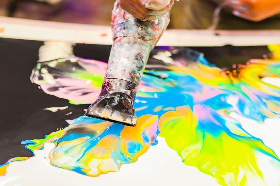 Hawaii Fluid Art gives artists workspace in Pflugerville