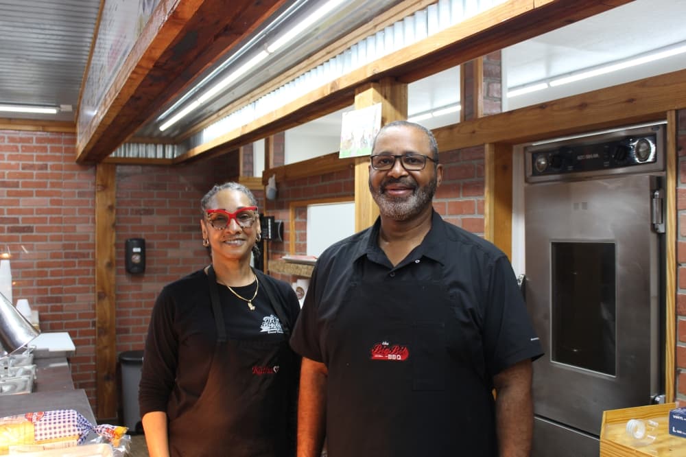 The Big Bib BBQ cooks up Texas barbecue in New Braunfels