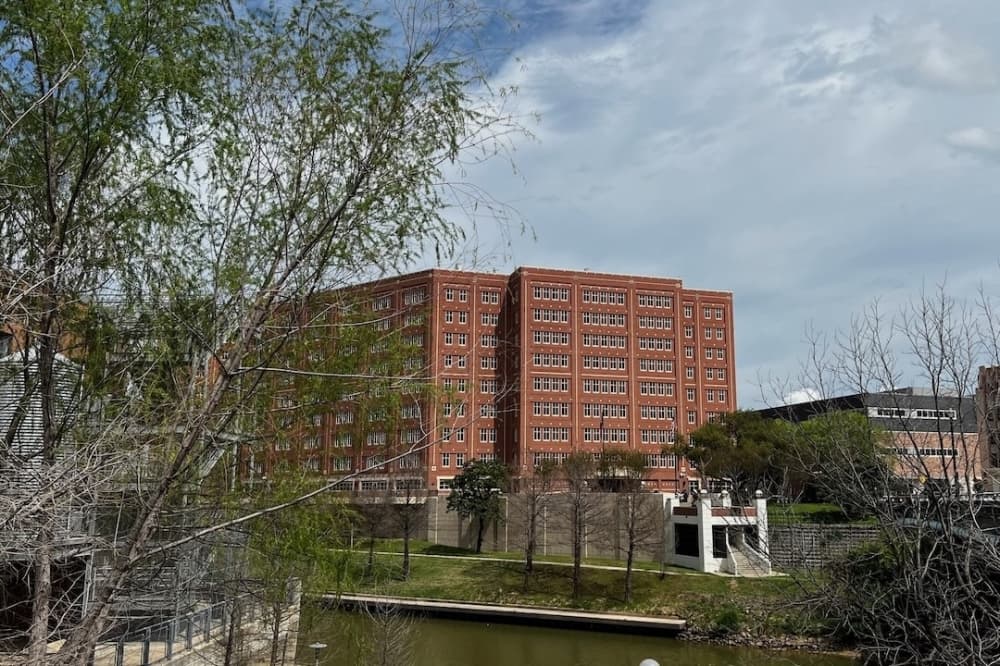 Understaffed, overpopulated: Why Harris County jails and the state are at a standstill