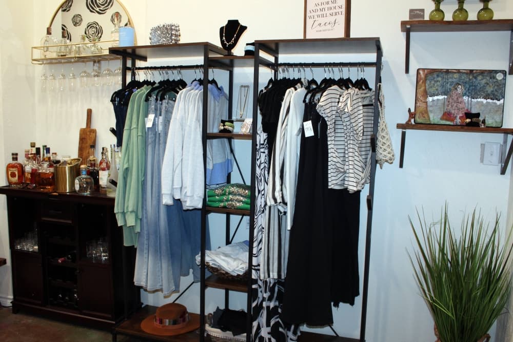 Women's clothing store.