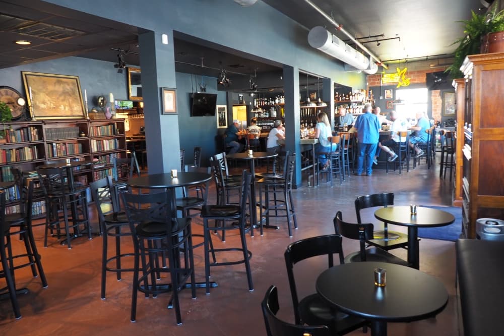 Tavern on Castell now open in New Braunfels
