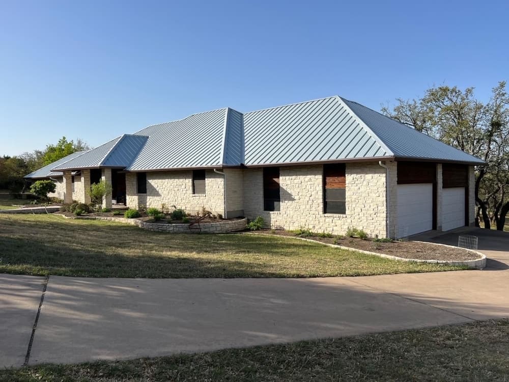 Sutton Roofing offers small business feel, large company capabilities for Austin customers
