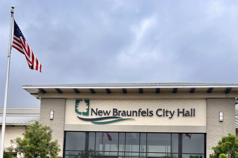 New Braunfels considers tax incentive for Top Golf