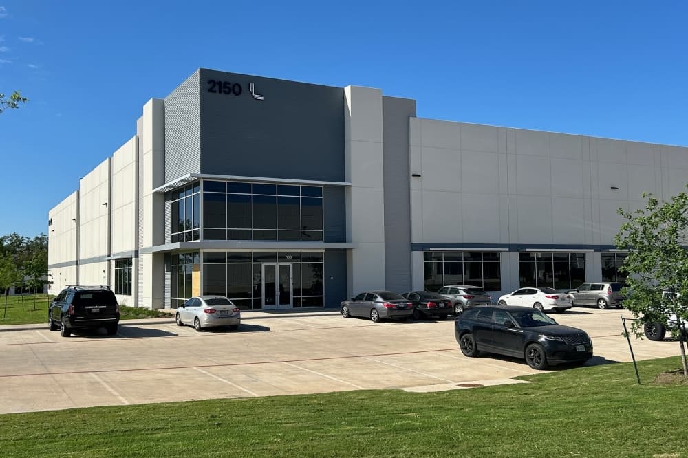 Bella & Bloom moves in to Round Rock warehouse