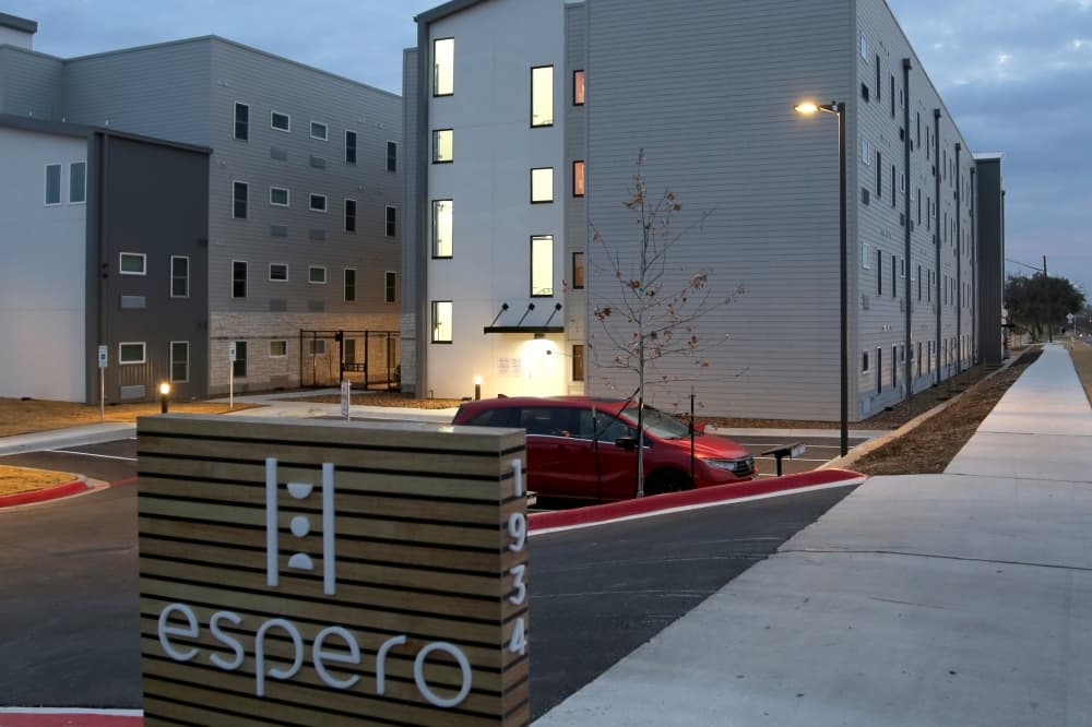 GFiber provides free internet, laptops to North Austin supportive housing development