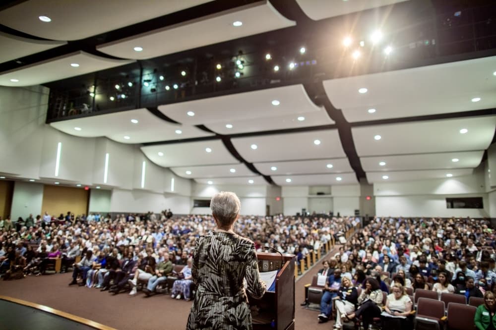 Lewisville Education Foundation to host annual scholarship ceremony