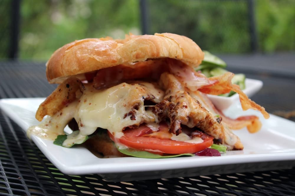 Uncle Mike’s Bistro serves pancakes, sandwiches in Argyle