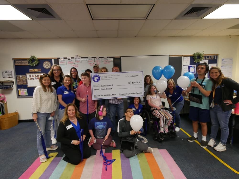 Friendswood ISD’s Education Foundation gives out over $40K in grants