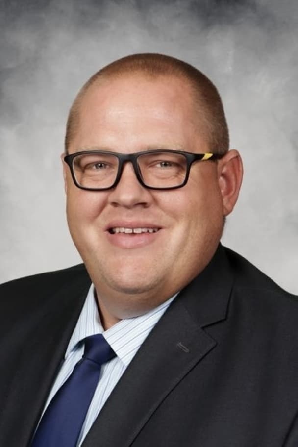 Headshot of Zane Porter 