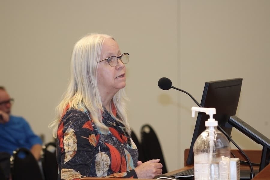 Flower Mound council approves renewal for employee program, receives annual KFMB report