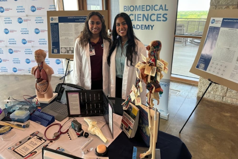 Northwest ISD biomedical sciences academy students