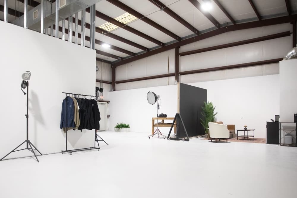 Creative media studio opens in Kemah