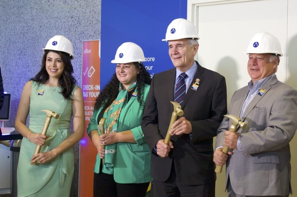 Austin airport officials celebrate groundbreaking on 75,000-square-foot expansion
