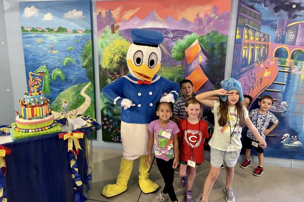 Donald Duck and kids