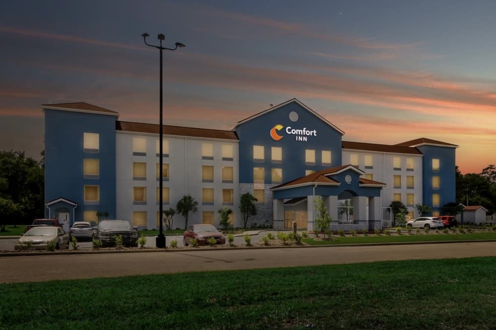 Comfort Inn of Conroe now open