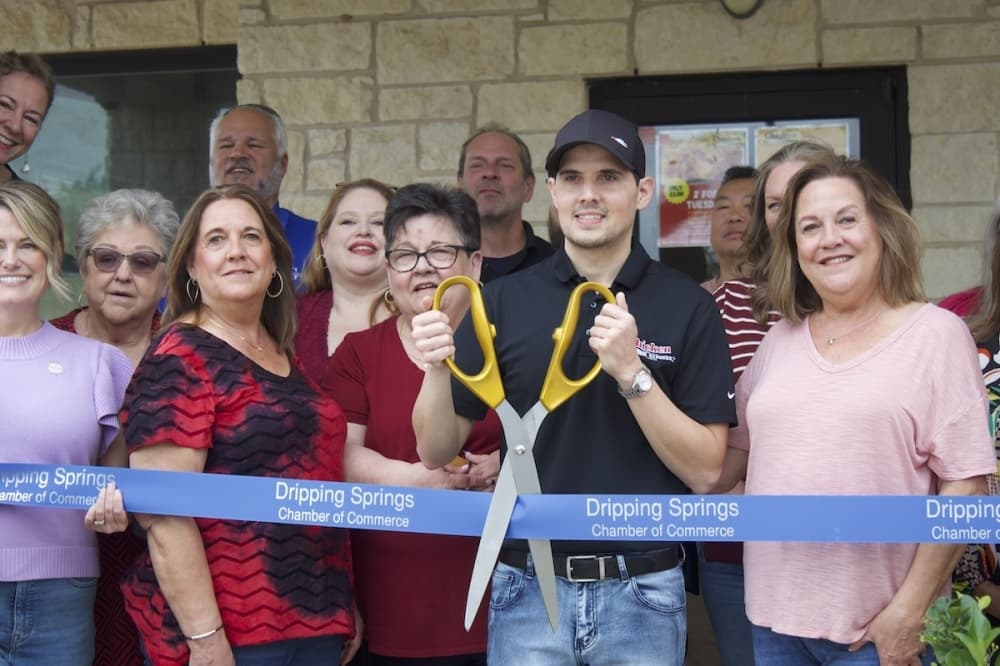 Chicken Express in Dripping Springs celebrates new ownership with ribbon-cutting