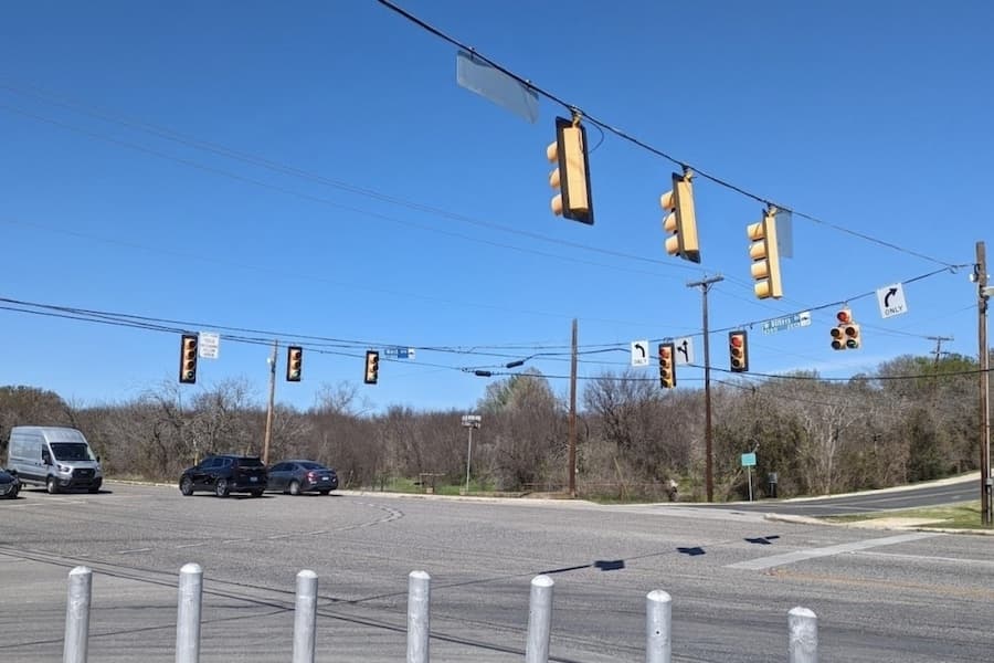 Hill Country Village seeks bids for city-owned property