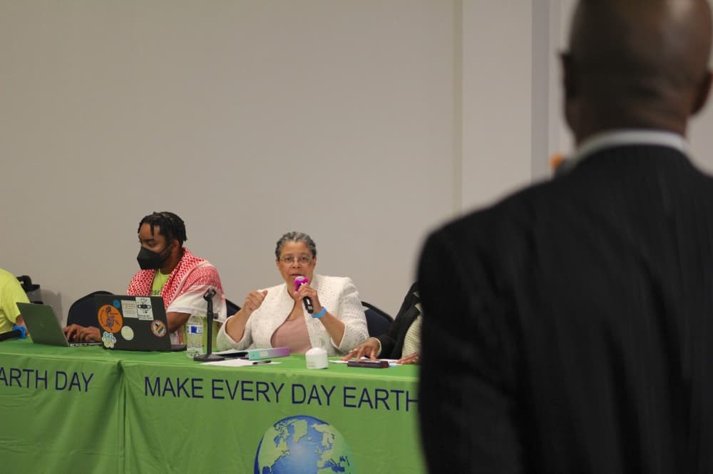 Environmental advocates, EPA officials discuss Fort Bend County issues