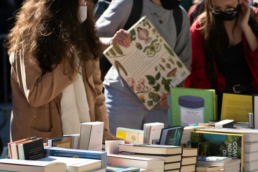 Book, plant sale to fund Bastrop library programs runs May 3-4