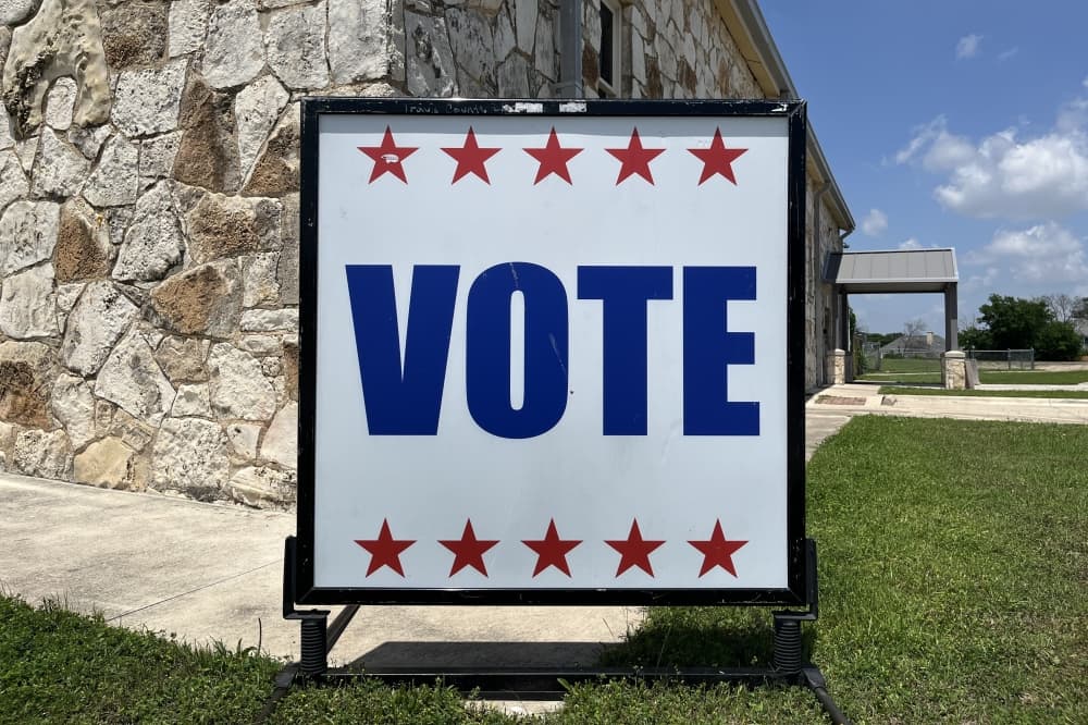 Hetrick, Reinold, DeLeon win seats on the Dripping Springs ISD board, per unofficial election results