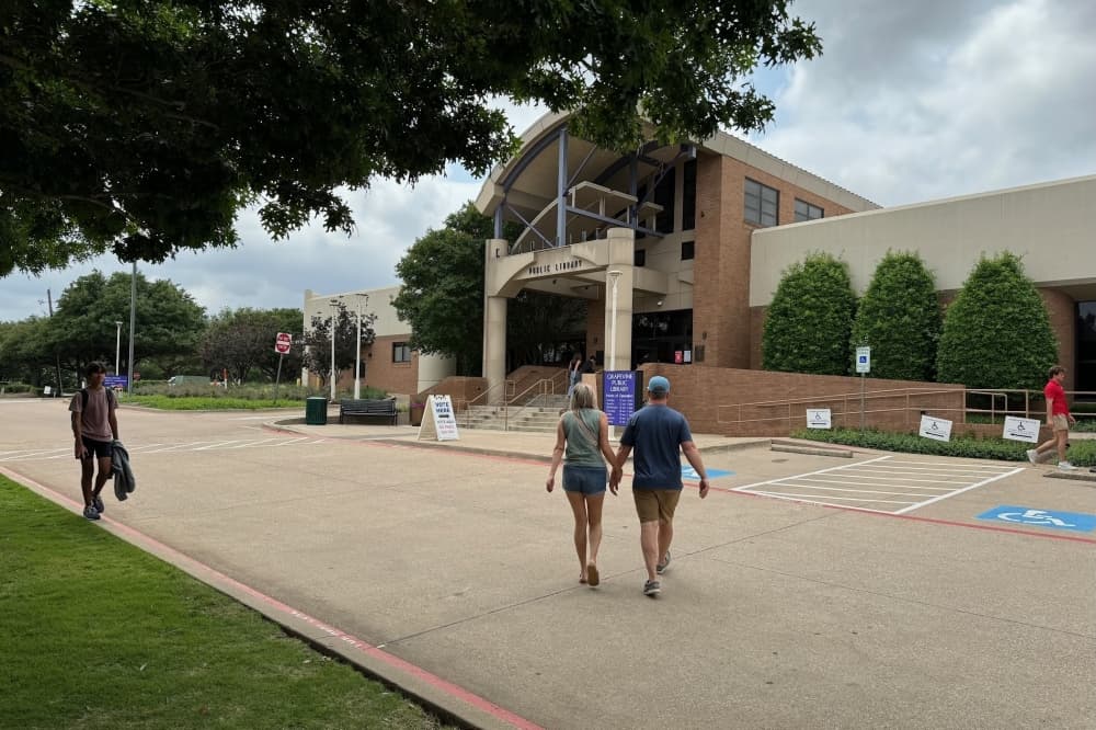 Braun, Begin win seats on Grapevine-Colleyville ISD board
