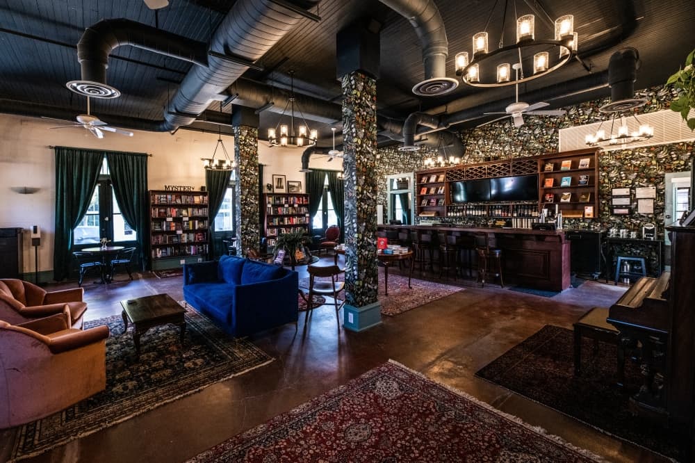 Vintage encourages guests to read between the wines
