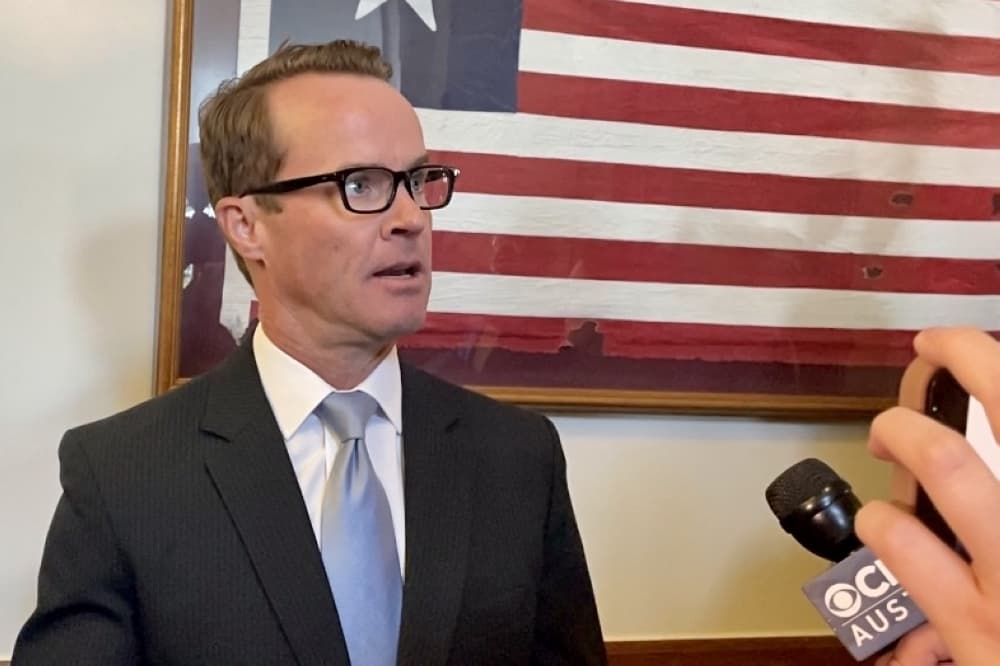 Speaker Dade Phelan asks Texas House to explore school vouchers, tax relief