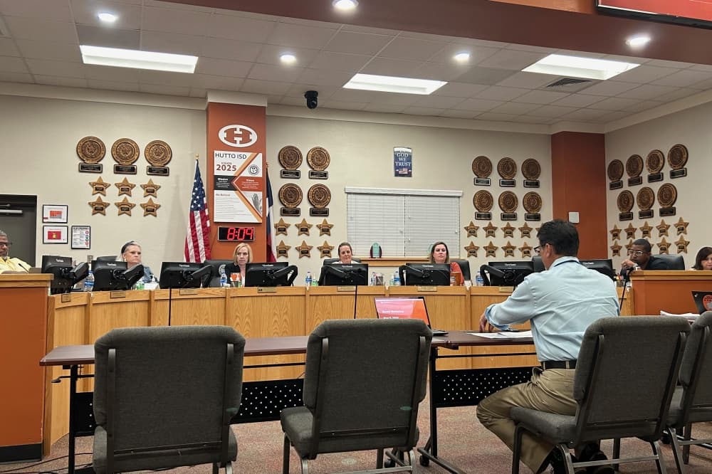 Hutto ISD planning safer crossing at Limmer Loop and Exchange Boulevard with city