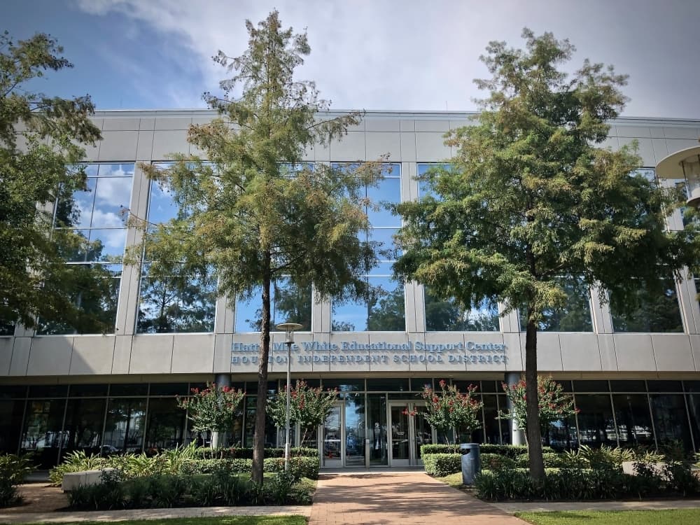 Houston ISD board managers narrowly approve $2.1 billion budget for FY 2024-25