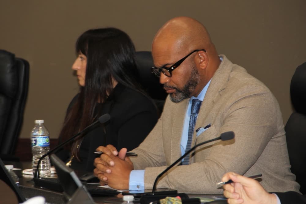 Humble ISD trustees could decide superintendent's fate at Nov. 26 meeting