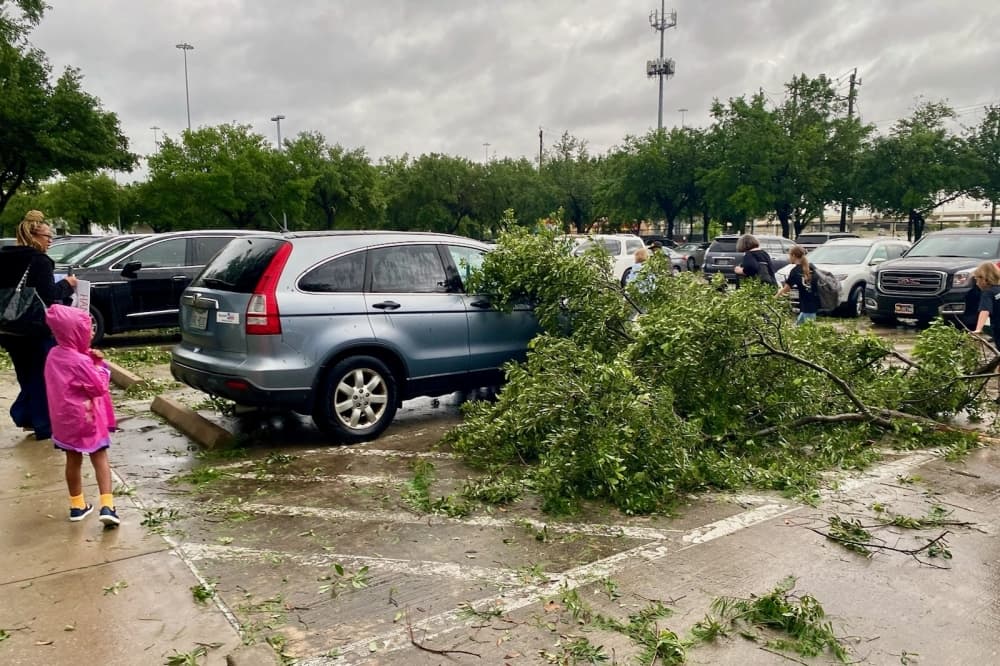 Houston ISD budget workshop canceled mid-meeting after storm causes power outages