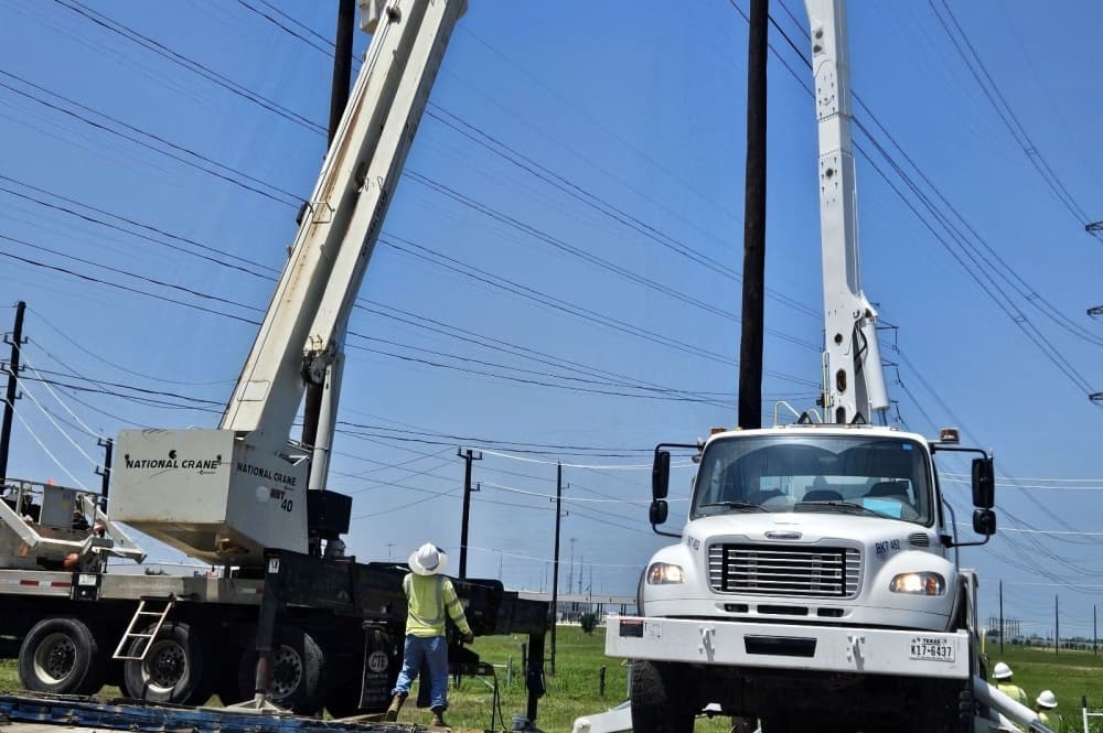 Entergy underway with transmission line upgrades on Lake Conroe