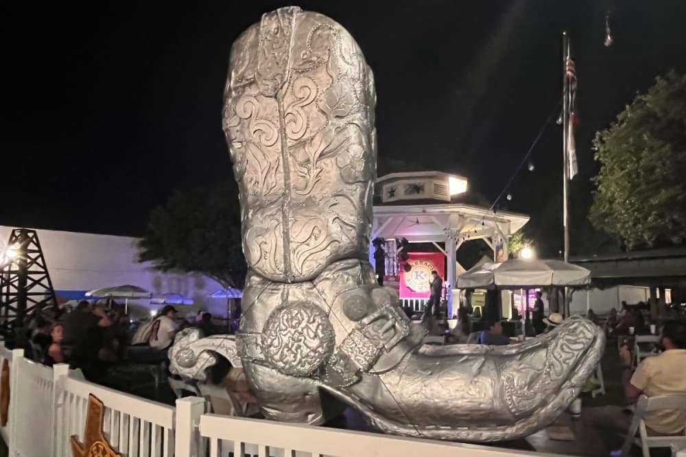 giant boot