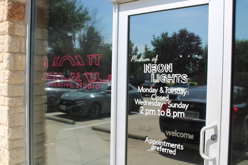 Museum of Neon Lights to close in Frisco