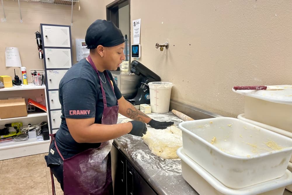 Owner Sianni Dean said she spent three years perfecting her cinnamon roll dough recipe. (Brooke Sjoberg/Community Impact)